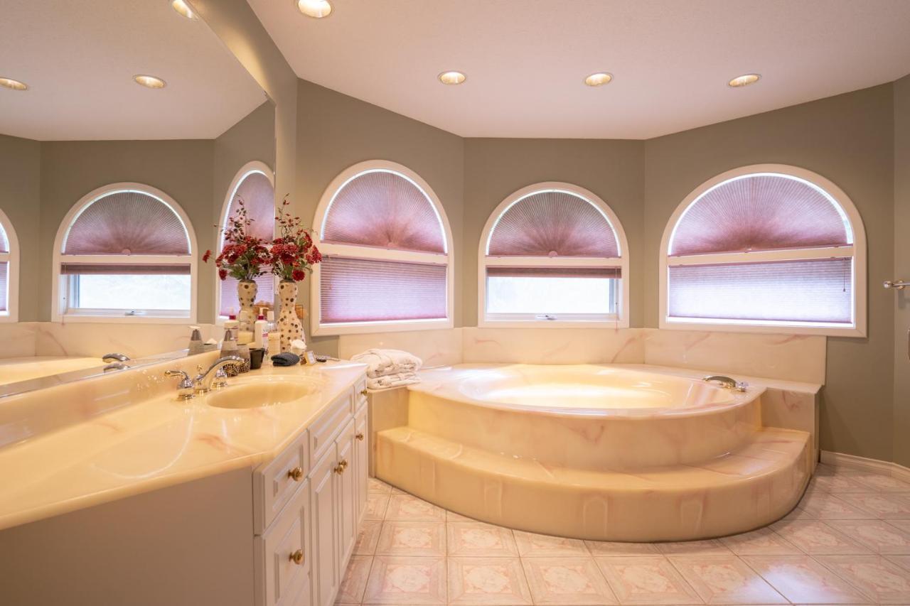 Cornerstone Bed And Breakfast Revelstoke Luaran gambar
