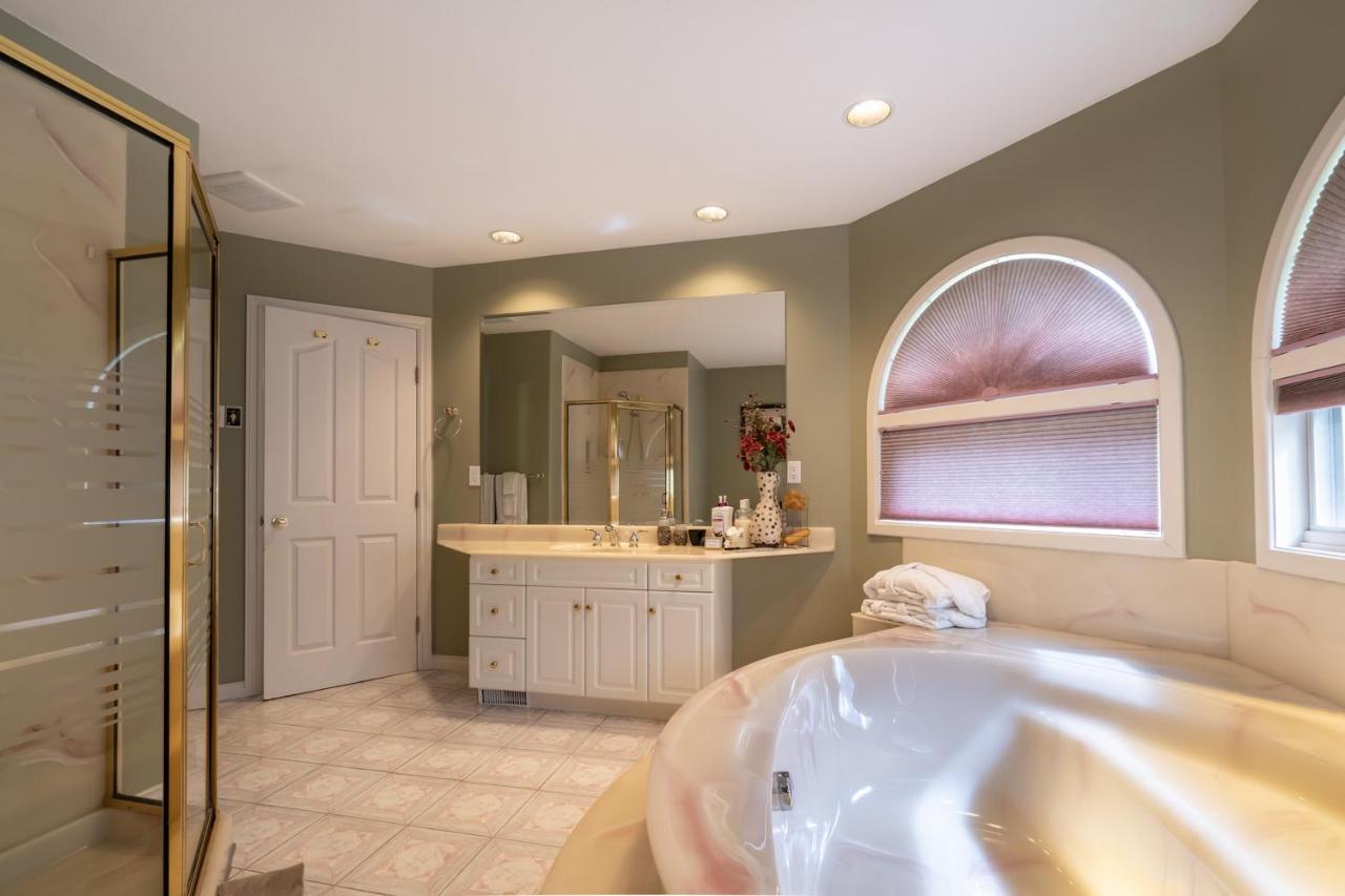 Cornerstone Bed And Breakfast Revelstoke Luaran gambar