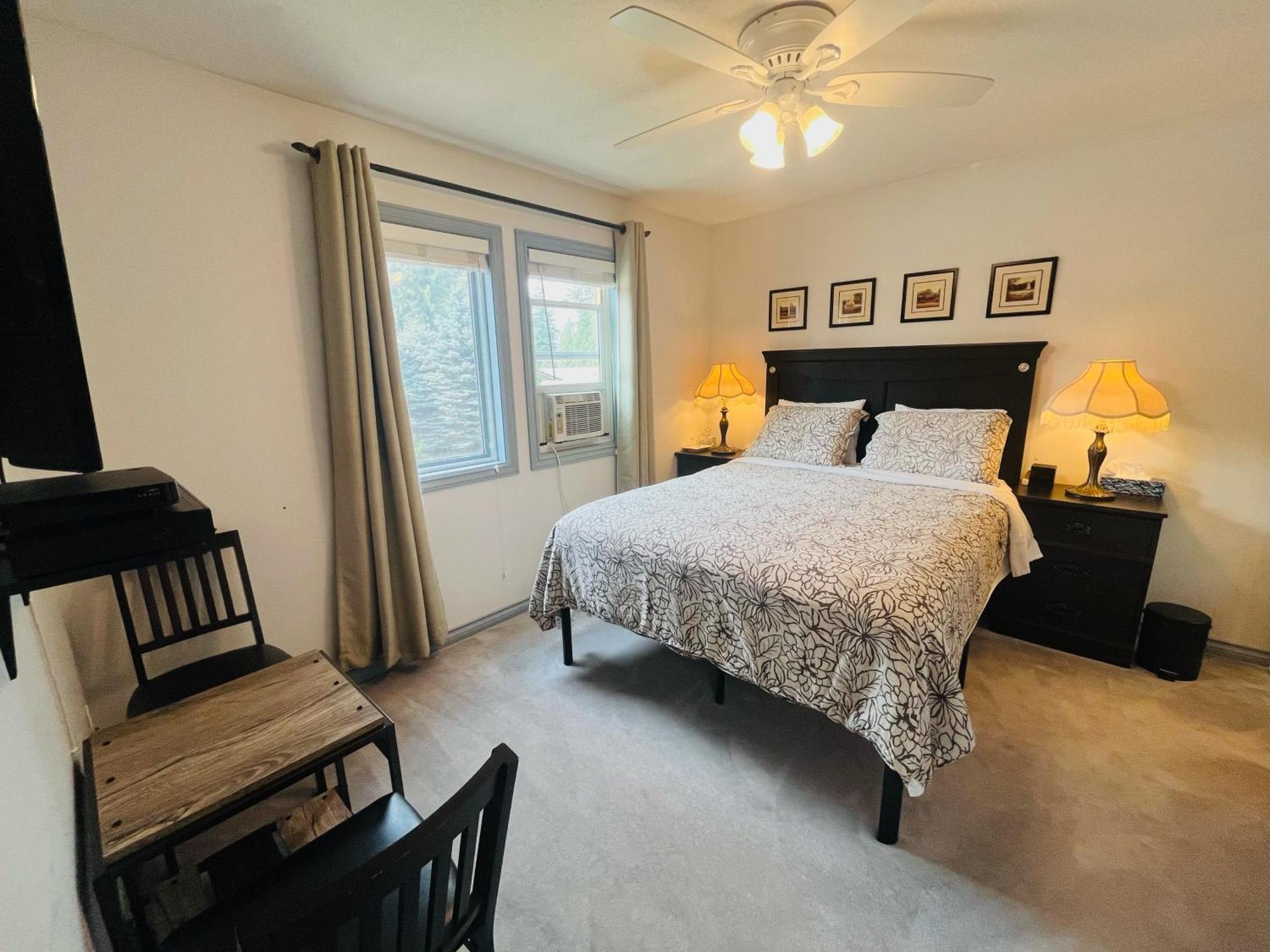 Cornerstone Bed And Breakfast Revelstoke Luaran gambar