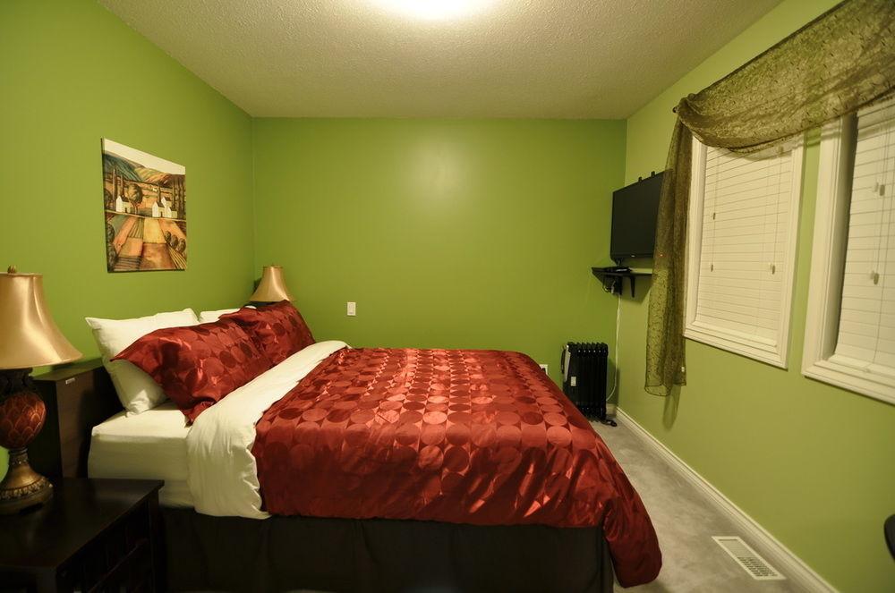 Cornerstone Bed And Breakfast Revelstoke Luaran gambar