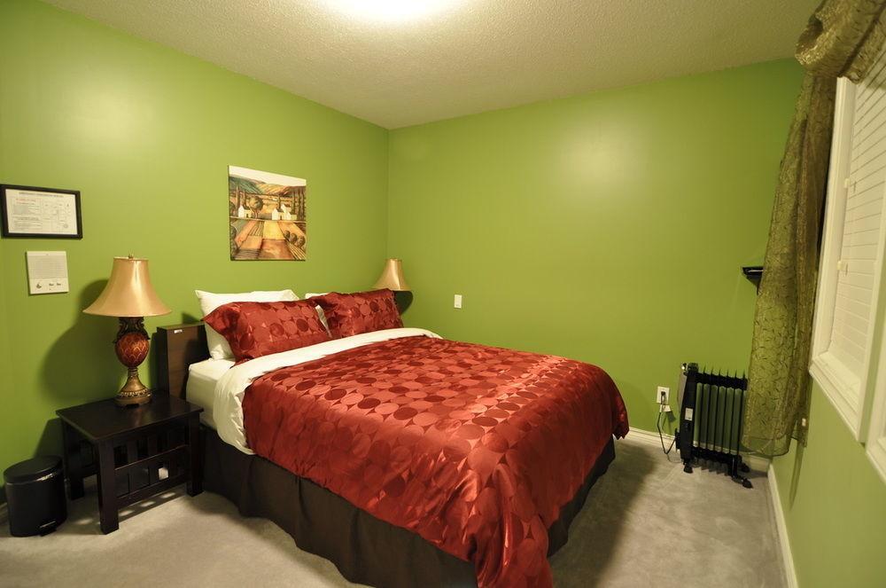 Cornerstone Bed And Breakfast Revelstoke Luaran gambar